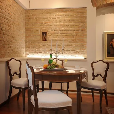 Felicitas Apartman *