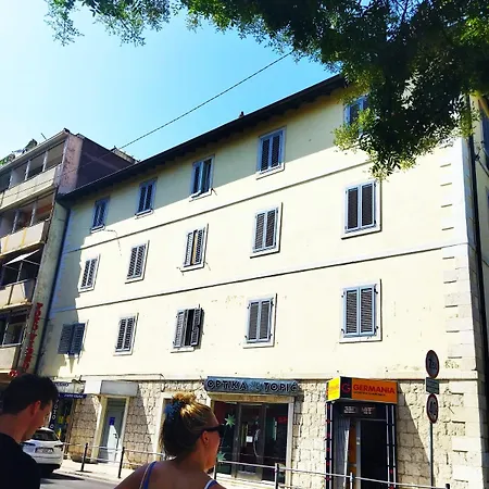 Felicitas At The Center Near The Appartement