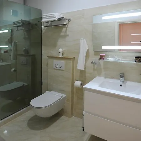 Appartement Felicitas At The Center Near The